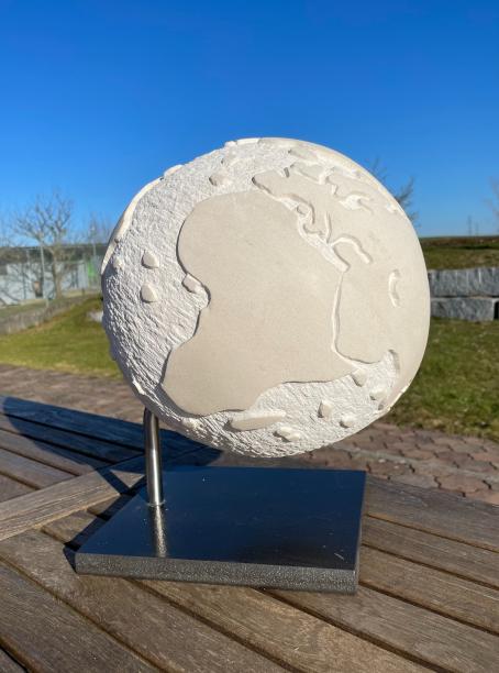 Weltkugel sFr. 1‘790.—